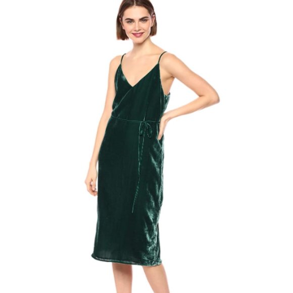 Cupcakes and Cashmere Javier Velvet Slip Dress